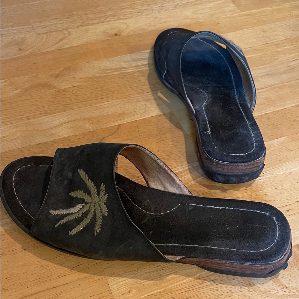 Black Slide Mules with Embroidered Palm Accent